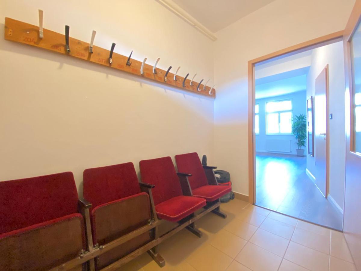 2 Bedroom 107 M2 Loft With Balcony Budapest Eksteriør bilde
