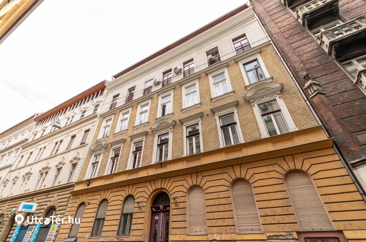 2 Bedroom 107 M2 Loft With Balcony Budapest Eksteriør bilde